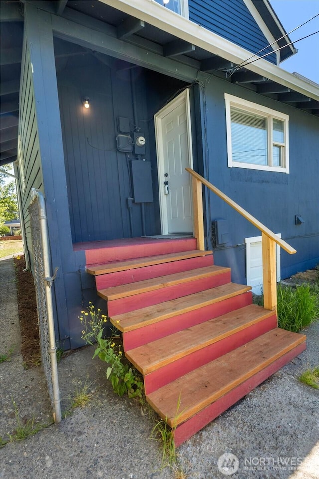 916 S Sheridan Ave, Tacoma, WA 98405 - doorway to property