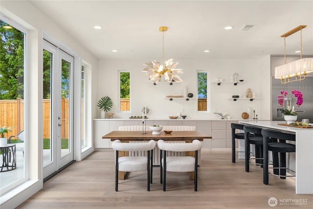 3968 162nd Pl SE, Bellevue, WA 98006 - dining area featuring a chandelier, light wood finished floors, and recessed lighting