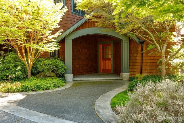 5848 Mutiny Bay Rd, Freeland, WA 98249 - view of exterior entry