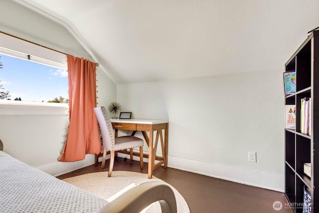 1002 S Adams St, Tacoma, WA 98405 - bedroom with vaulted ceiling
