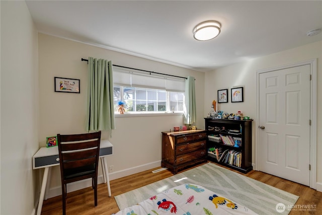 6160 NE 185th St, Kenmore, WA 98028 - bedroom featuring wood finished floors and baseboards