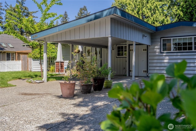 6160 NE 185th St, Kenmore, WA 98028 - view of entrance to property
