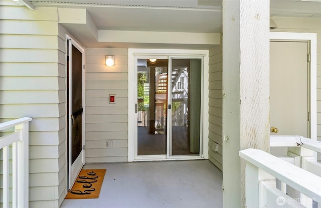 view of property entrance