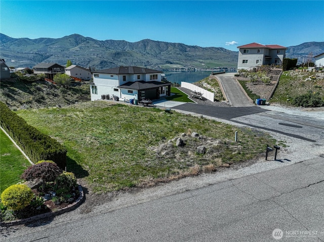 212 Stehekin Way, Chelan, WA 98816