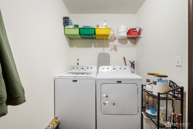 29304 39th Ave E, Graham, WA 98338 - clothes washing area featuring laundry area and washer and dryer
