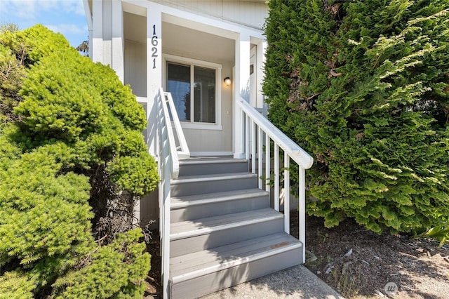 view of exterior entry
