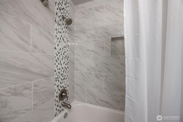 10210 NE 23rd St, Bellevue, WA 98004 - full bathroom with shower / tub combo