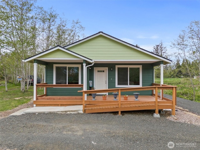 view of front of home with covered porch