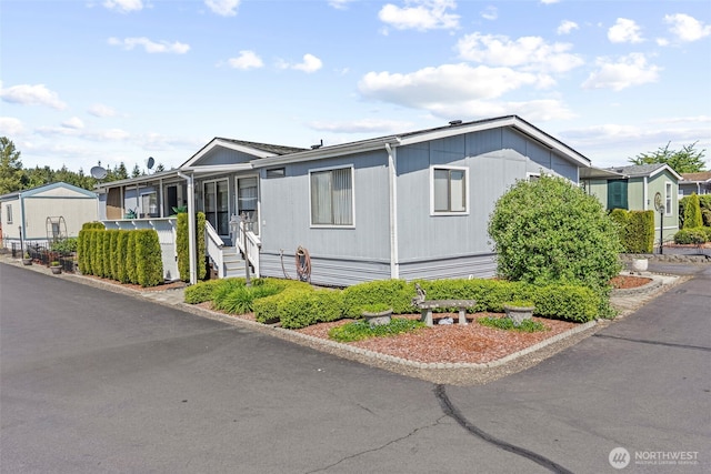 view of manufactured / mobile home