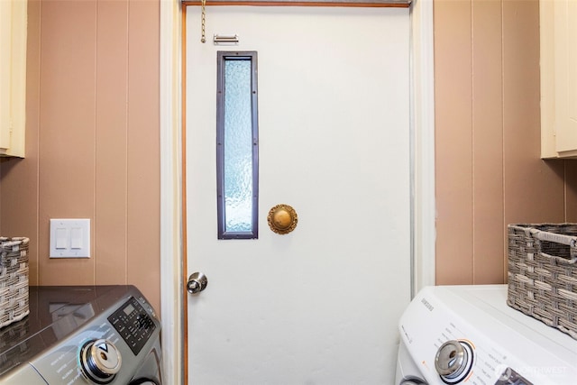 3832 164th St SW Unit 10, Lynnwood, WA 98087 - washroom featuring washer and dryer