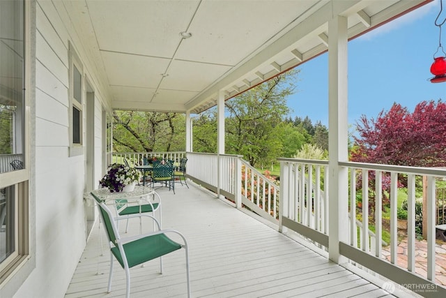 17600 NE 188th Ct, Brush Prairie, WA 98606 - deck with covered porch