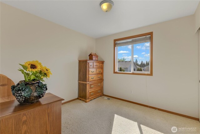17422 90th Ave E, Puyallup, WA 98375 - bedroom with baseboards