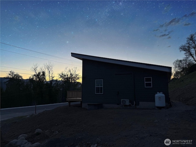 428 Castle Ave, Winthrop, WA 98862 - view of side of property with a cooling unit