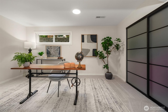 13445 SE 43rd St, Bellevue, WA 98006 - office featuring baseboards, carpet flooring, and visible vents