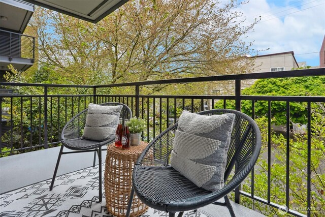 275 W Roy St Unit 216, Seattle, WA 98119 - view of balcony