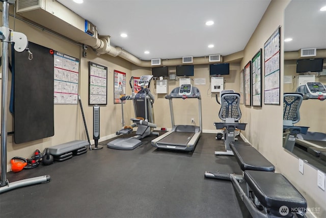 275 W Roy St Unit 216, Seattle, WA 98119 - exercise room featuring visible vents, recessed lighting, and baseboards