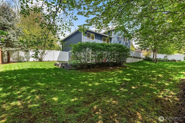 27627 NE 140th Pl, Duvall, WA 98019 - view of yard featuring a fenced backyard