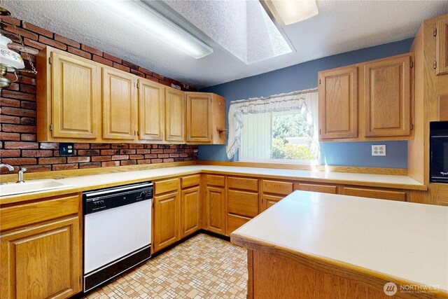 1557 Shelton Rd, Walla Walla, WA 99362 - kitchen featuring dishwasher, a sink, and light countertops