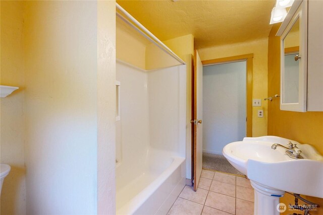 1557 Shelton Rd, Walla Walla, WA 99362 - full bath featuring tile patterned flooring, shower / bath combination, and toilet