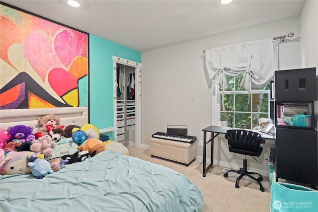 carpeted bedroom featuring recessed lighting and baseboards