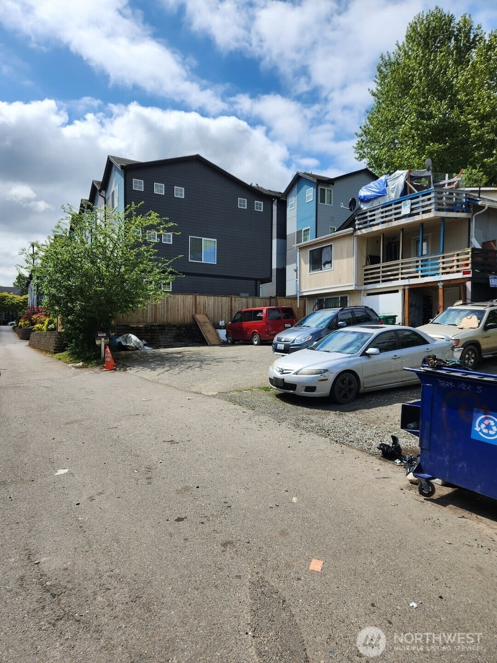 3904 27th Ave S, Seattle, WA 98108 - view of road