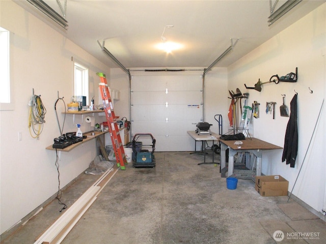 27510 X Ln, Ocean Park, WA 98640 - garage featuring a workshop area