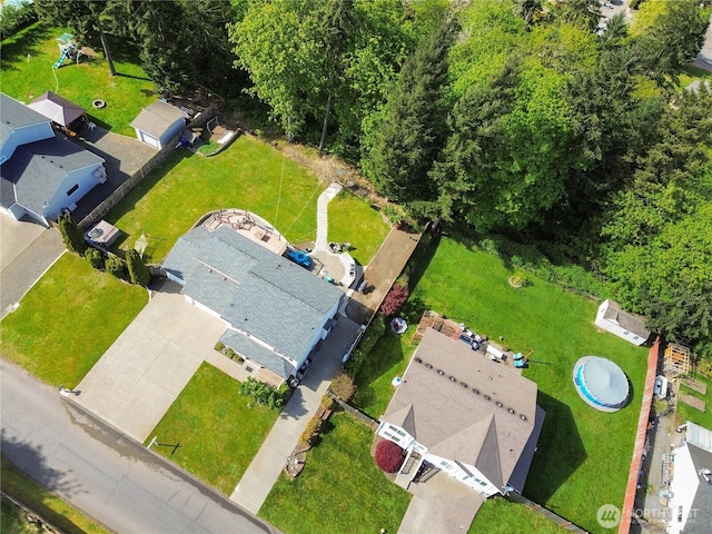 bird's eye view with a residential view