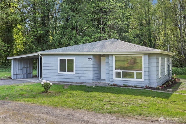 8661 State Highway 303 NE, Bremerton, WA 98311 - ranch-style house with driveway, a shingled roof, and a front lawn