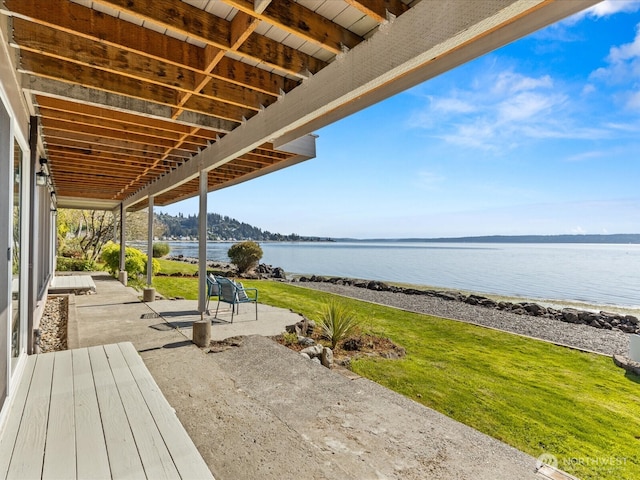 2690 SW 151st Pl, Burien, WA 98166 - view of patio with a water view