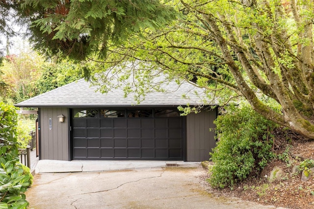 view of detached garage