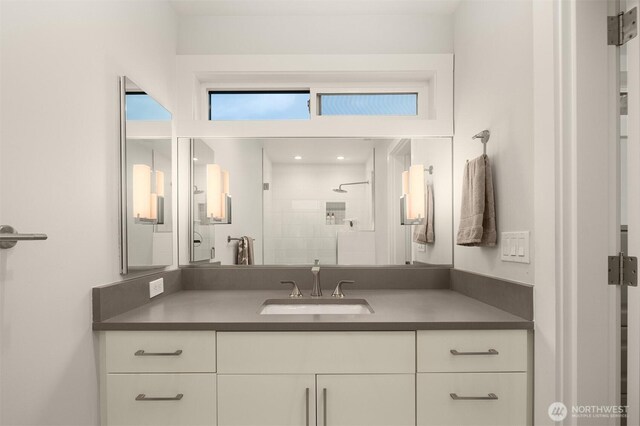 807 Lake St S Unit 300, Kirkland, WA 98033 - bathroom with tiled shower and vanity