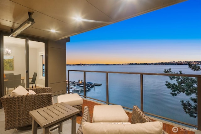 807 Lake St S Unit 300, Kirkland, WA 98033 - balcony featuring a water view