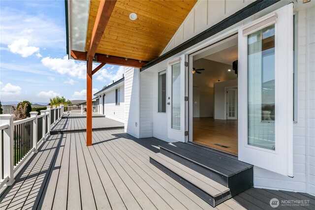 5208 Tumac Dr, Yakima, WA 98901 - view of wooden deck
