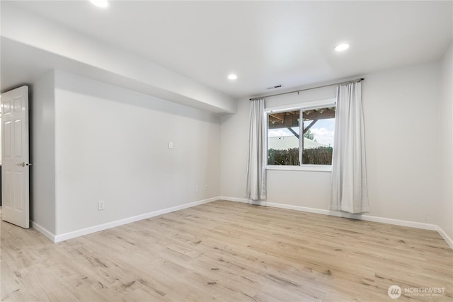 5208 Tumac Dr, Yakima, WA 98901 - spare room with baseboards, recessed lighting, and light wood finished floors