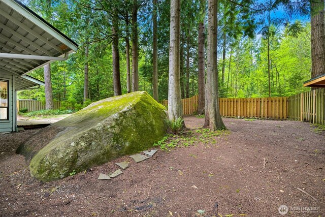 view of yard featuring fence