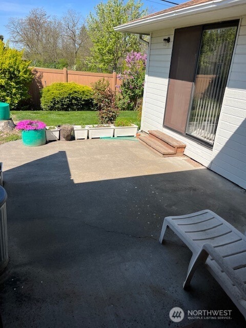 view of patio with a fenced backyard