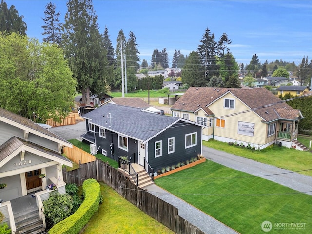 bird's eye view with a residential view
