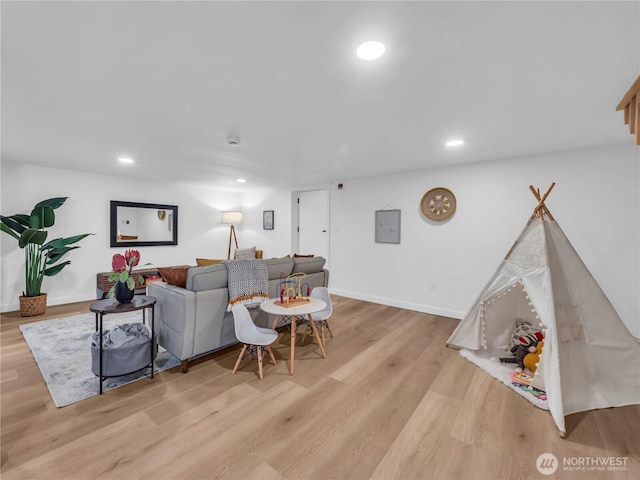 7822 Beverly Blvd Unit B, Everett, WA 98203 - living area with recessed lighting, light wood-type flooring, and baseboards