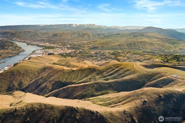 6894 Burch Mountain Rd, Wenatchee, WA 98801