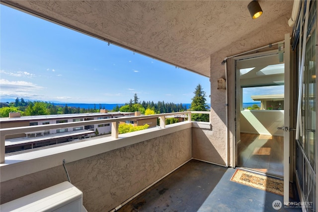1113 5th Ave S Unit 301, Edmonds, WA 98020 - balcony with a water view