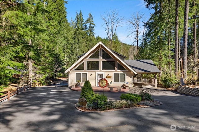 81 N Fawn Dr, Hoodsport, WA 98548 - view of front of home with a forest view