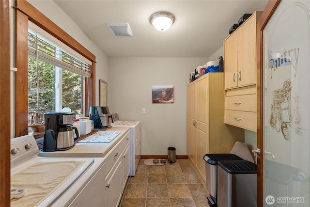 81 N Fawn Dr, Hoodsport, WA 98548 - clothes washing area featuring cabinet space and baseboards