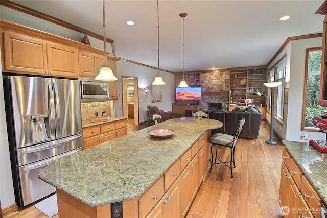 2116 263rd Pl SE, Sammamish, WA 98075 - kitchen featuring crown molding, open floor plan, light wood-style floors, and appliances with stainless steel finishes