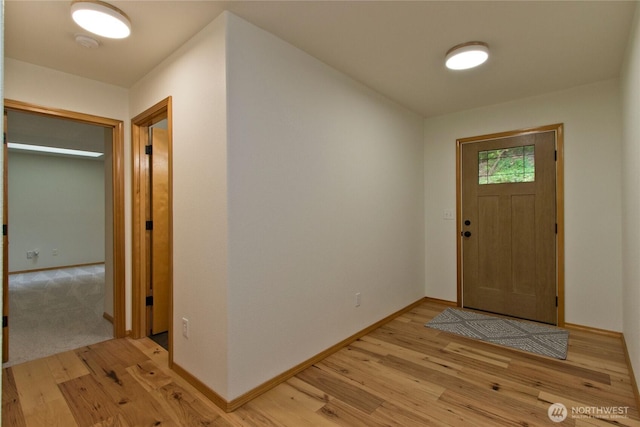 511 104th Ln SE, Olympia, WA 98501 - foyer entrance featuring light wood finished floors and baseboards