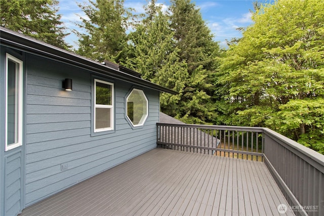 511 104th Ln SE, Olympia, WA 98501 - view of wooden deck