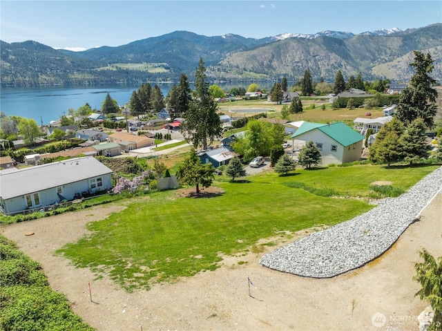 241 Lakeshore Dr, Manson, WA 98831