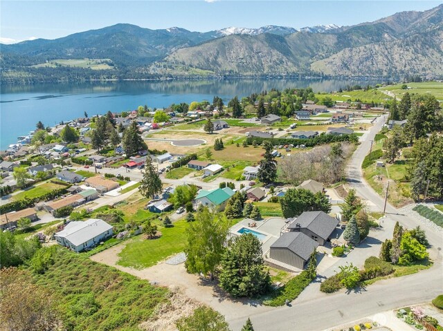 241 Lakeshore Dr, Manson, WA 98831