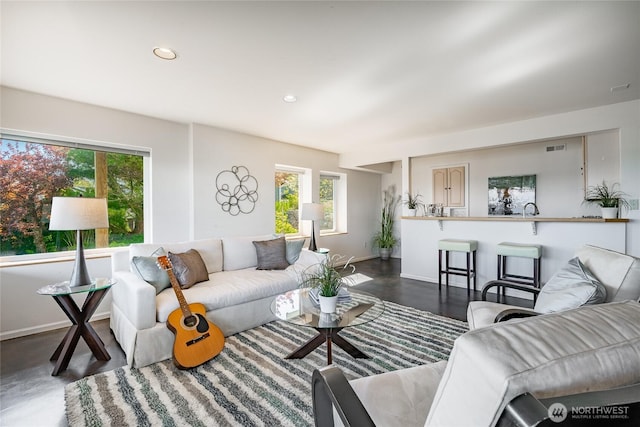 8012 Chinook Way, Blaine, WA 98230 - living area with a healthy amount of sunlight, baseboards, and recessed lighting