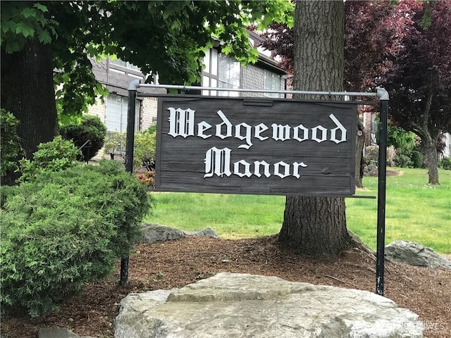 3425 S 176th St Unit 227, Seatac, WA 98188 - community sign with a lawn