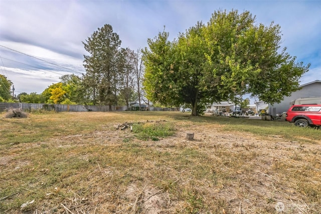 view of yard featuring fence